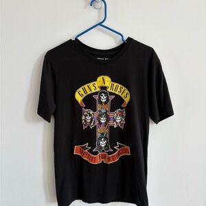 Guns N’ Roses Graphic T-Shirt